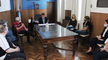 Lobería: Fioramonti acordó con gremios municipales el aumento del 15% de aumento