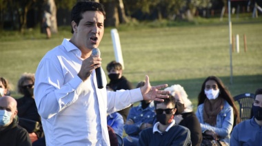 En su camino a la titularidad de la UCR bonaerense, Abad pasó por distritos de la sección