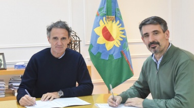 Natatorio Municipal de Miramar: reunión y firma de convenio para comienzo de obras