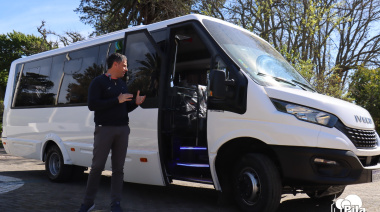 Pila: la Comuna suma un minibus a su flota de vehículos