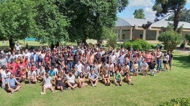 Jóvenes radicales se reunieron en La Plata para respaldar la fórmula Abad-Revilla y delinear encuentro provincial en Mar del Plata