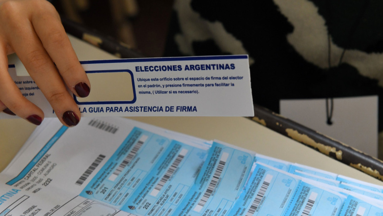 Comienzan las capacitaciones presenciales para autoridades de mesa en los 135 municipios de la provincia de Buenos Aires