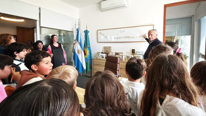 La Costa: estudiantes de Santa Teresita realizaron una visita guiada al Palacio Municipal