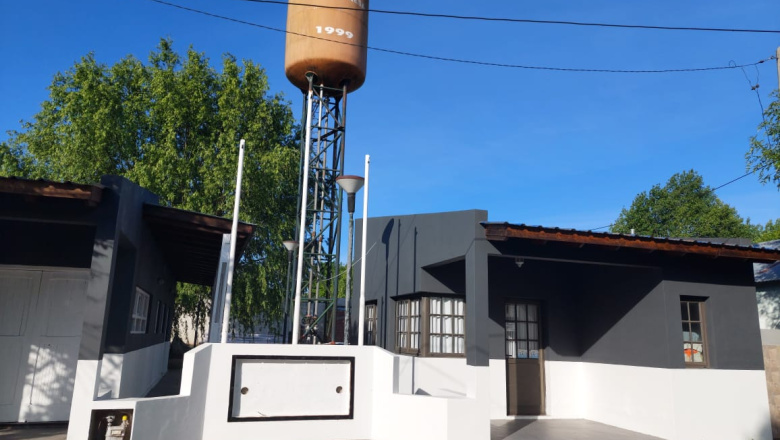 La Municipalidad de Tordillo mejora sus Edificios Públicos con trabajos de reparación y pintura