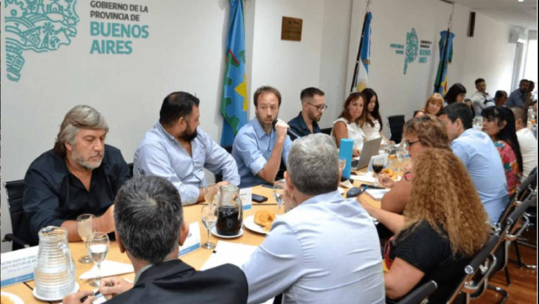 Los gremios vuelven a discutir con Provincia la reapertura salarial por la escalada de inflación