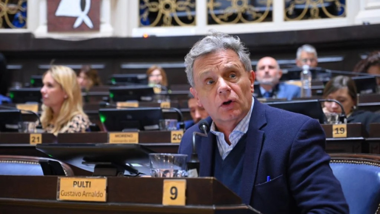 Pulti pide licencia como diputado provincial: en su lugar asumiría el chascomunense José "Cote" Rossi