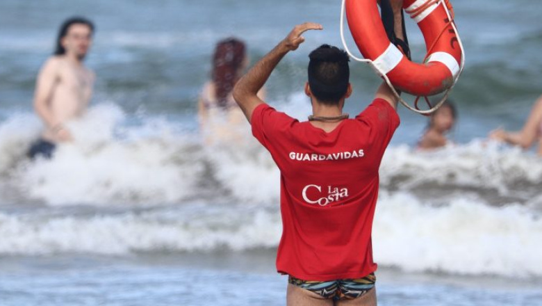 La Costa: con más de 340 guardavidas, continúa en marzo el Operativo de Seguridad en Playa