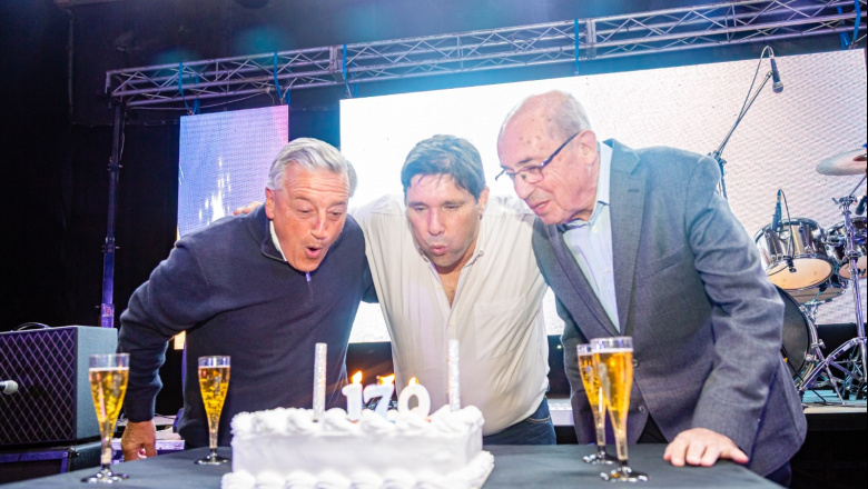 Las Flores: con gran concurrencia se realizaron los festejos por el 170° aniversario de la ciudad