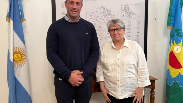 Pila: el intendente realizó gestiones con funcionarios de educación