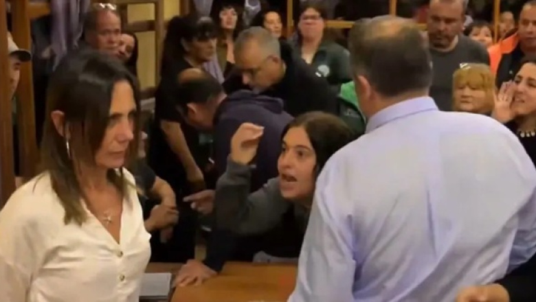 Escándalo en Villa Gesell: la sesión para rechazar el Presupuesto terminó entre insultos y agresiones