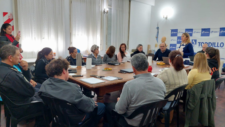 Tordillo: se realizó mesa de trabajo intersectorial por las amenazas en escuelas