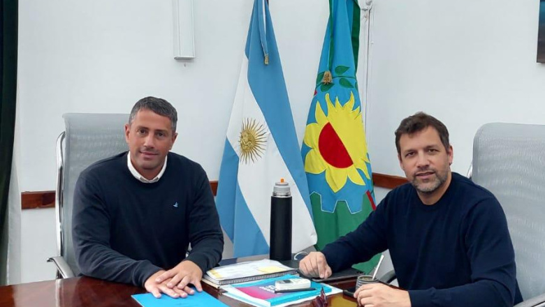 Pila: encuentro de Walker con el diputado Juan Pablo de Jesús