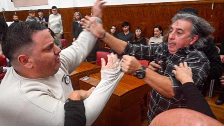 Mar del Plata: el debate por las apps de transporte en el Concejo terminó a las piñas