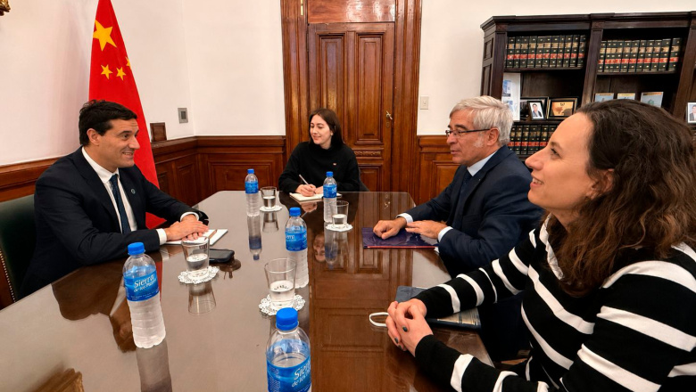 El Senador nacional Abad recibió a la Cámara Argentino China de la Producción para fomentar exportaciones