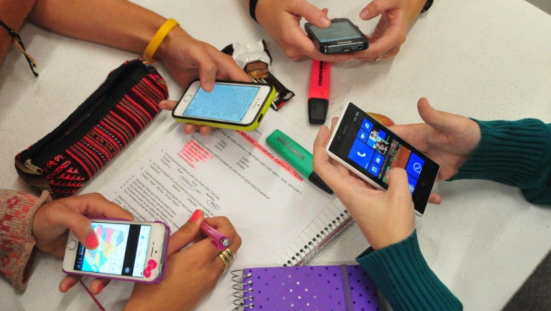 Castelli, el primer municipio en prohibir las apuestas online en escuelas y dependencias municipales