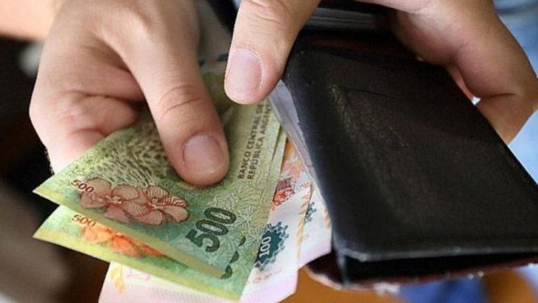 El gobierno bonaerense ofreció a docentes una suba salarial del 7% en dos cuotas