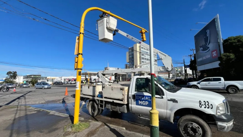 Mar del Plata probará semáforos "adaptativos" con inteligencia artificial