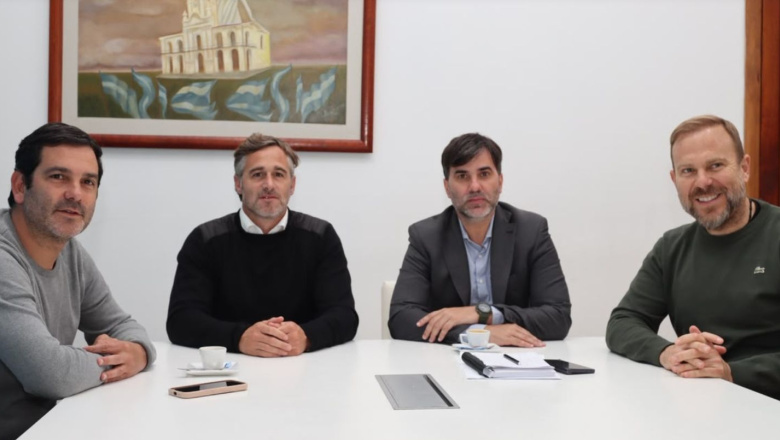 Integrantes de la liga de intendentes se reunieron con Echarren en Castelli