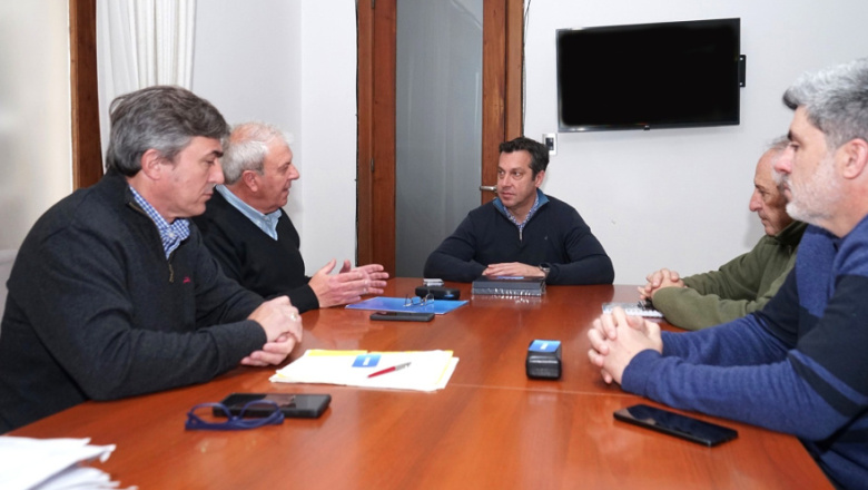 Necochea: el intendente Rojas se reunió con Camuzzi por ampliación de la red de gas
