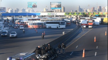 Desde la Defensoría cuestionan el aumento en el peaje
