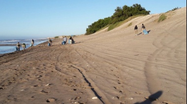 Necochea: prohibieron la circulación de vehículos por la playa todo el año