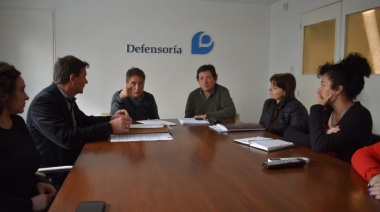 Lorenzino recibió a los consejeros escolares para analizar la situación de la infraestructura