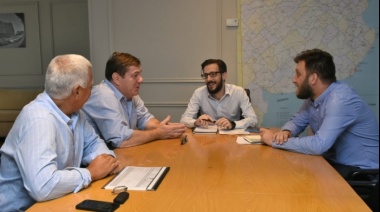 El ministro Simone encabezó un encuentro de trabajo con el intendente Montenegro