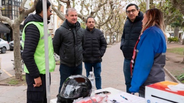 Monte: el intendente visitó campaña de educación vial en la plaza Adolfo Alsina