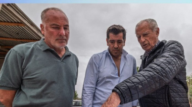 La Costa: Juan de Jesús recorrió la construcción de la nueva Escuela Primaria N° 17 en Costa Chica