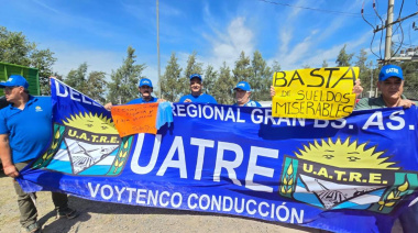 Trabajadores y dirigentes de UATRE de todo el país se manifestaron en Expoagro por salarios y contra el impacto de la reforma laboral