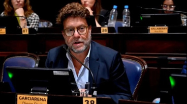 La oposición presiona a Kicillof para repartir la deuda del gobierno de Milei con los municipios