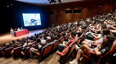 Ante más de 200 estudiantes secundarios, se inauguró el ciclo de charlas “Activá las alertas”
