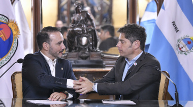 En Corrientes, Kicillof se mostró con el gobernador radical Valdés