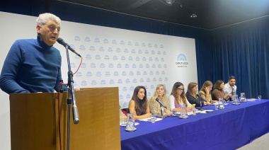 Intendentes llevaron al Congreso la presión contra el achique de la zona fría