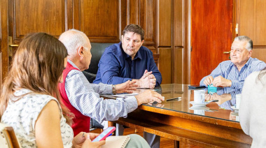 Las Flores: Gelené y Blanstein recibieron a profesionales que realizan estudios hidráulicos para mejorar las cuencas de arroyos de la zona