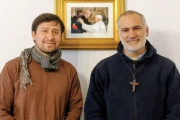 General Belgrano: Ariel Valcarlos llevó la voz de la familia al Obispo Liébana en un encuentro cargado de esperanza