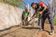 Avanzan los trabajos de mejoras en veredas y espacios públicos en La Costa
