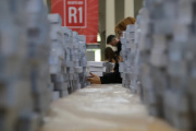 La Junta Electoral recibirá el miércoles a LLA para definir si reimprimen las boletas