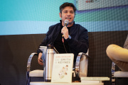 Kicillof presentó “De Smith a Keynes” en la Feria Internacional del Libro