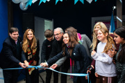 Las Flores: emotiva inauguración del aula tecnológica en el Centro Ositos Cariñosos
