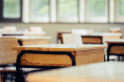 Sin clases: docentes bonaerenses paran el martes en reclamo de mejores salarios