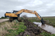 Tordillo refuerza la limpieza de cauces de agua y el mantenimiento de caminos ante el pronóstico de lluvias