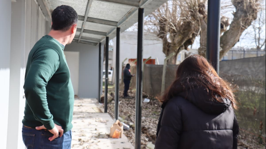 Pila: Walker recorrió los avances de la obra en la residencia estudiantil